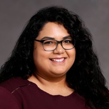 Headshot of Lorena Escobar