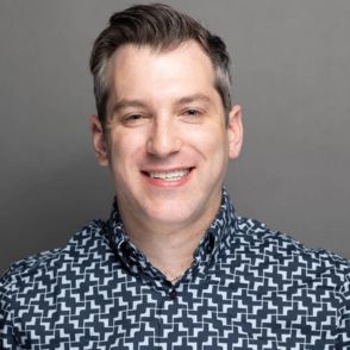 Headshot of Michael Perl