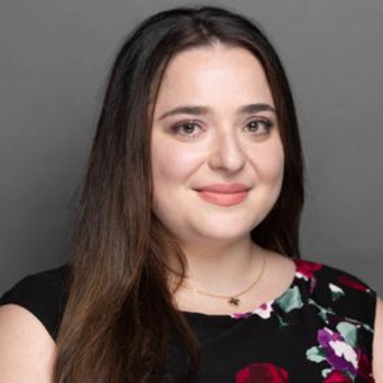 Headshot of Yana Vertsman