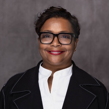 Headshot of Tamekia Wakefield